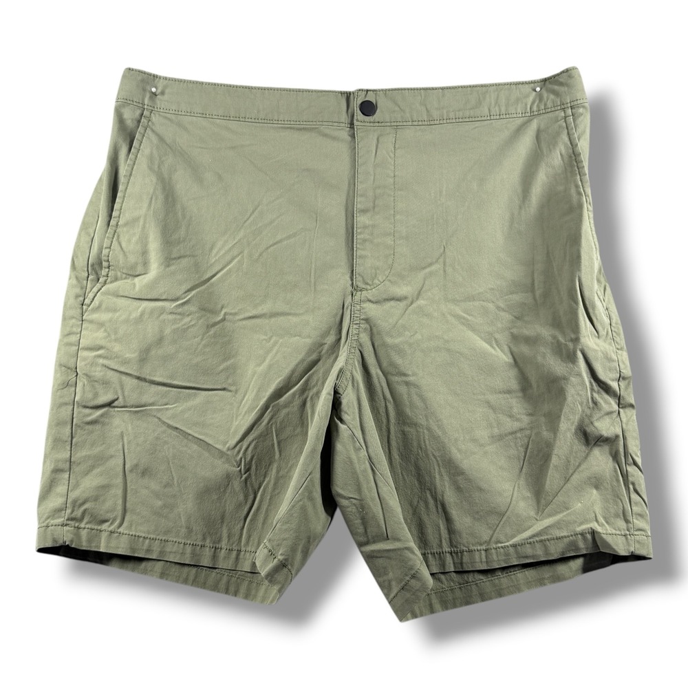 Old Navy Mens L Olive Green Hybrid Stretch Shorts Elastic Back Snap Closure 1610
